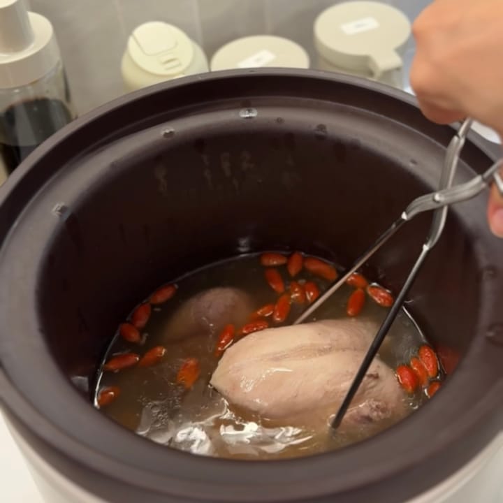 Simple Chicken Soup + Saucy Shredded Chicken